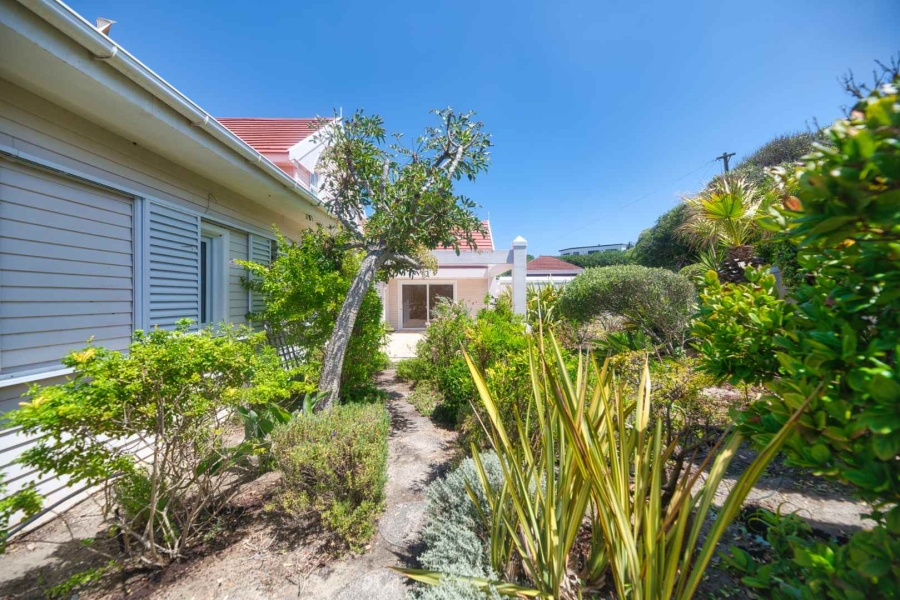 To Let 4 Bedroom Property for Rent in Vermont Western Cape